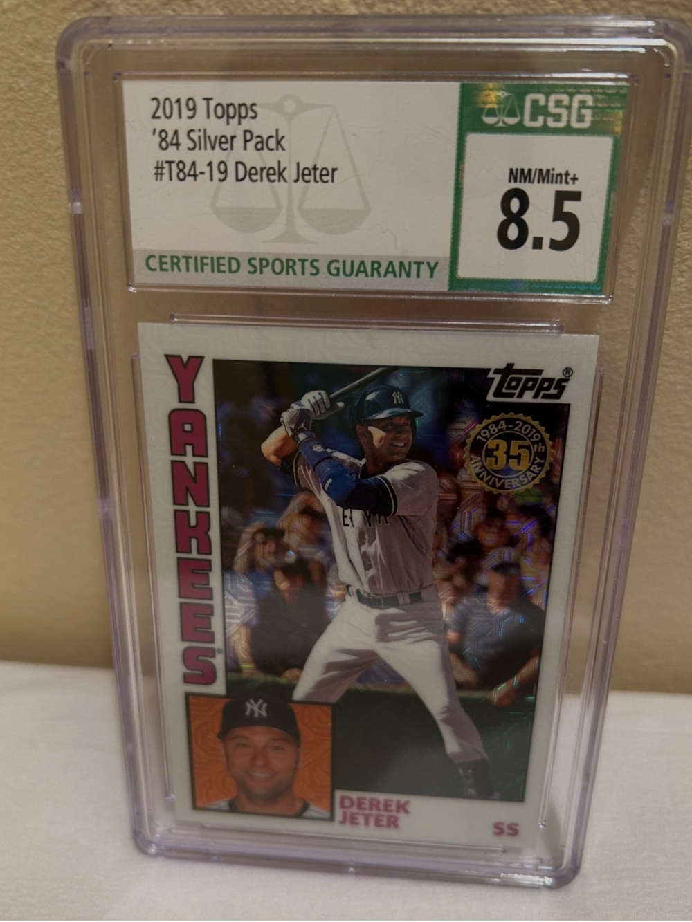 Topps Derek Jeter Card — Blue/Pink/White